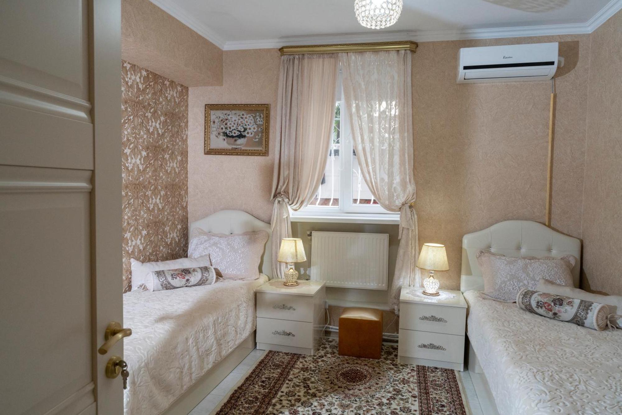 Elia Boutique Hostel & Apart-Hotel Tiflis Dış mekan fotoğraf